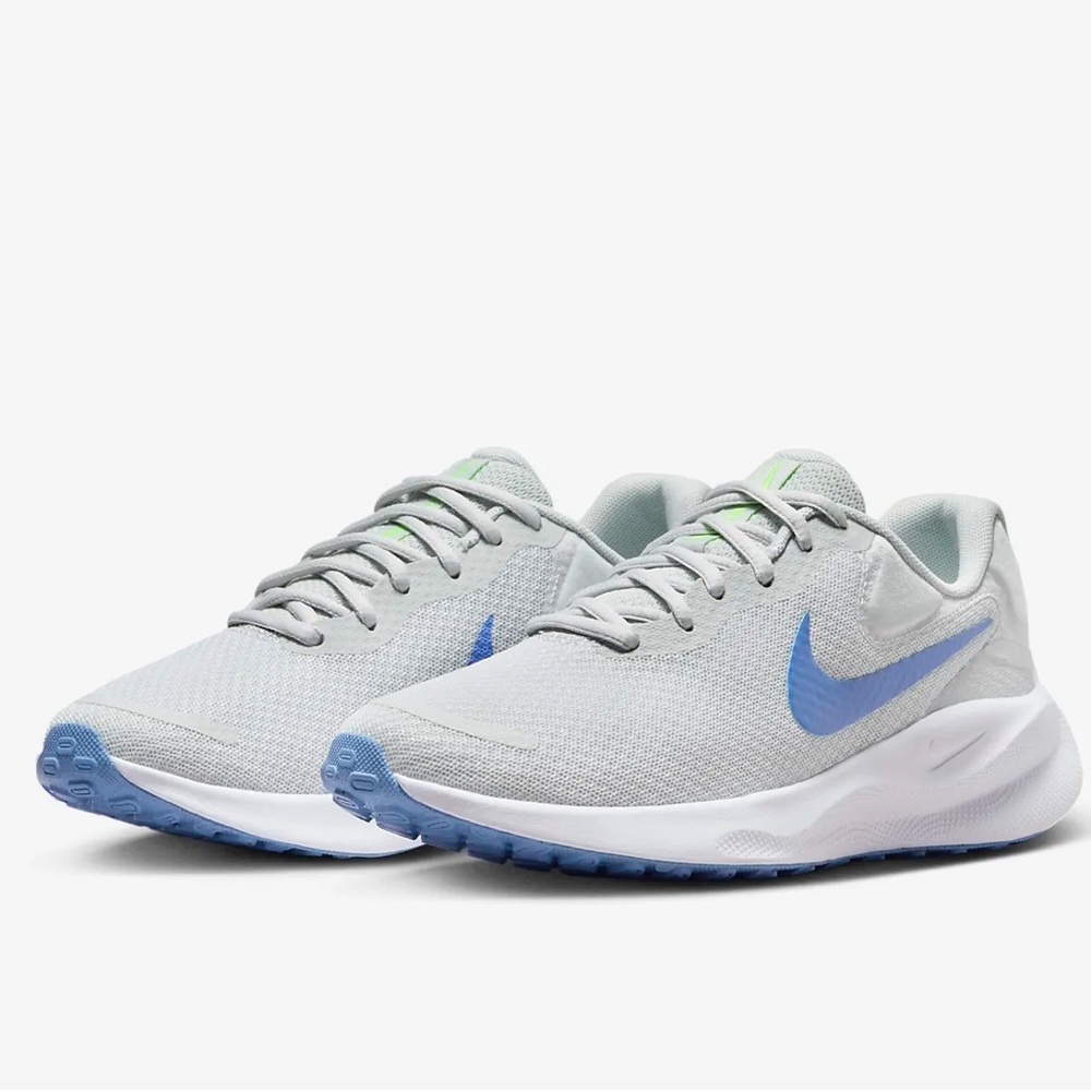 Nike Revolution 7 Women's Road Running Shoes Size 7.5